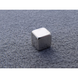 Fermoir Cube Aimant Argenté Non Percé 5mm (x1)