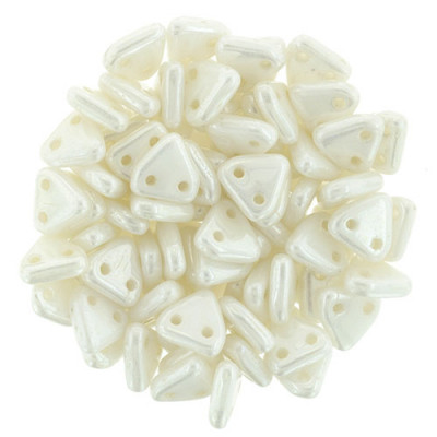 Perles Triangles 6mm Luster - Opaque White (X5gr) Perles Triangles 6mm Luster - Opaque White (X5gr)