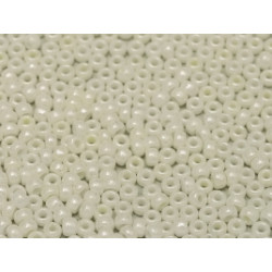 R15-0402/14400 Rocailles 15/0 White Opaque Shimmer 55047(x10gr) 