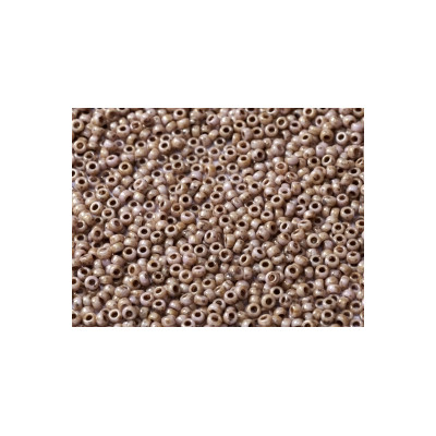 R15-0402/15895 Rocailles 15/0 White Opaque Lila Gold Luster (x10gr) R15-0402/15895 Rocailles 15/0 White Opaque Lila Gold Luster (x10gr)