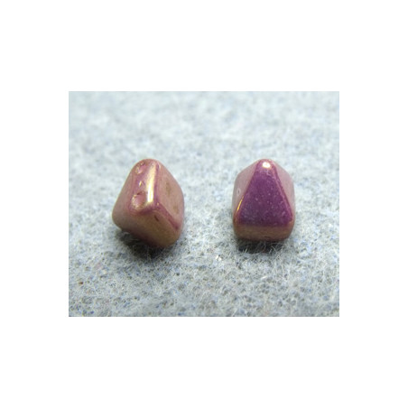 Perles Pyramides 6X6mm Alabaster Vega Luster (X10) 