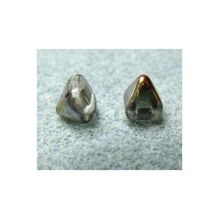 Perles Pyramides 6X6mm Crystal Sliperit(X10) 