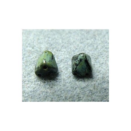 Perles Pyramides 6X6mm Jet Travertin (X10)  