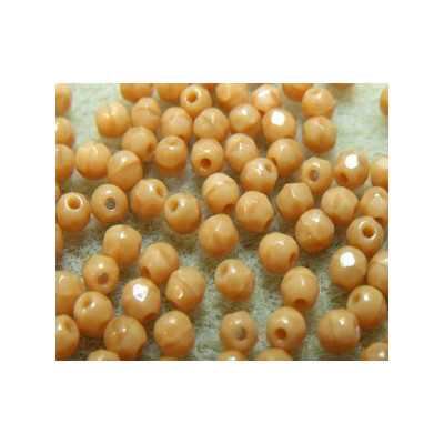 Facettes de Bohême 3mm Camel Opaque (x100) Facettes de Bohême 3mm Camel Opaque (x100)