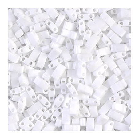 TLH0402 Tila 1/2 Cut White Opaque (X5gr)