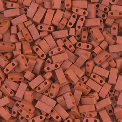 TLH2315 Tila 1/2 Cut Opaque Burnt Sienna (X5gr) TLH2315 Tila 1/2 Cut Opaque Burnt Sienna (X5gr)