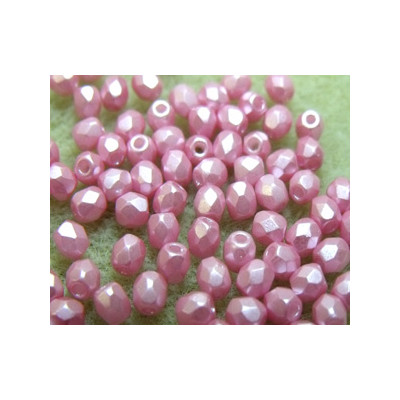Facettes de Bohême 4mm Pastel Pink (x100) Facettes de Bohême 4mm Pastel Pink (x100)