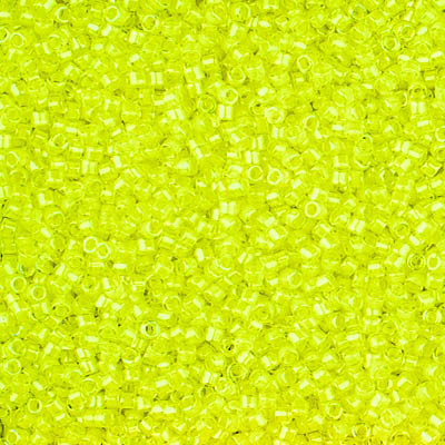 DB2031 Delicas 11/0 Luminous Limeade (x 5gr) DB2031 Delicas 11/0 Luminous Limeade (x 5gr)