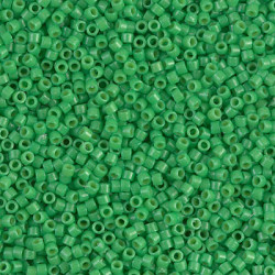DB2126 Delicas 11/0 Duracoat Opaque Fiji Green (x5gr)