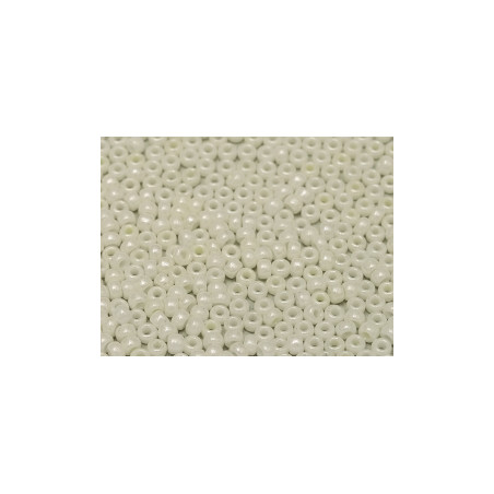 R8-0402/14400 Rocailles 8/0 White Opaque Shimmer (x10gr)