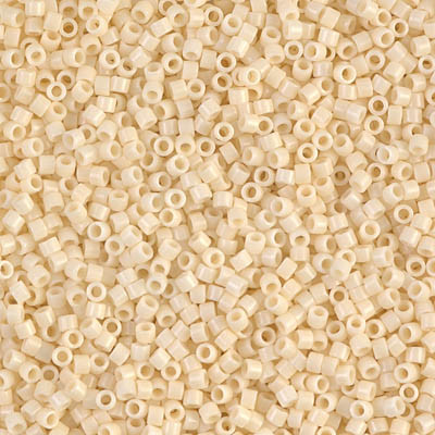 DB0732 Delicas 11/0 Opaque Cream (x 5gr) DB0732 Delicas 11/0 Opaque Cream (x 5gr)