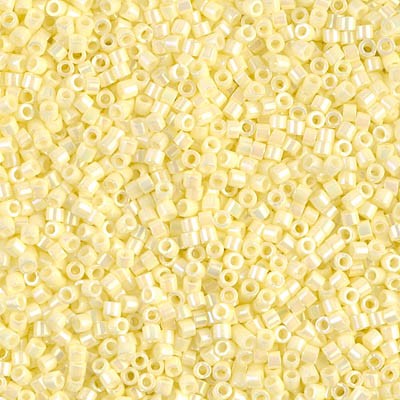 DB1501 Delicas 11/0 Opaque Pale Yellow Ab (x5gr) DB1501 Delicas 11/0 Opaque Pale Yellow Ab (x5gr)