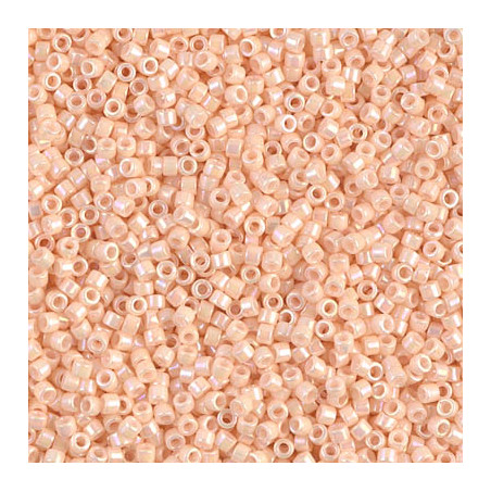 DB1502 Delicas 11/0 Opaque Lt Peach Ab (x5gr) 