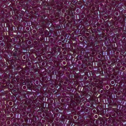 DB1747 Delicas 11/0 Fuschia Lined Amethyste AB (x5gr)