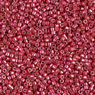 DB1841 Delicas 11/0 Duracoat Galva Light Cranberry (x5gr) DB1841 Delicas 11/0 Duracoat Galva Light Cranberry (x5gr)