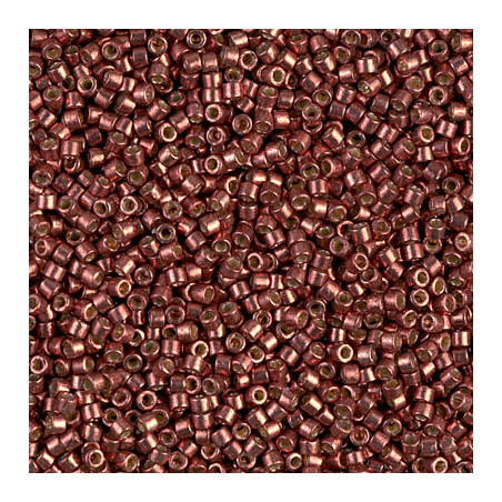 DB1842 Delicas 11/0 Duracoat Galvanized Cranberry (x5gr)