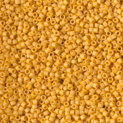 DB2285 DELICAS 11/0 GLAZED BANANA MAT (X5G) DB2285 DELICAS 11/0 GLAZED BANANA MAT (X5G)