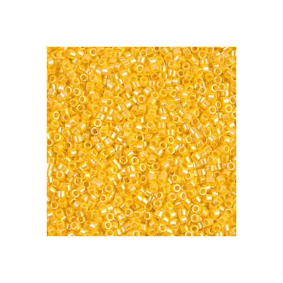DBS-1562 Délicas Opaque Yellow Luster 15/0 (x 5gr) DBS-1562 Délicas Opaque Yellow Luster 15/0 (x 5gr)