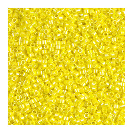 DB0160 Delicas 11/0 Opaque Yellow AB (x 5gr)