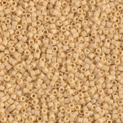 DB1131 Delicas 11/0 Opaque Pear (x 5gr)  