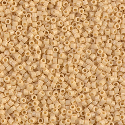 DB1131 Delicas 11/0 Opaque Pear (x 5gr)  