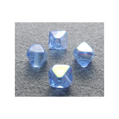 Pyramide 6mm Sapphire AB (x20)