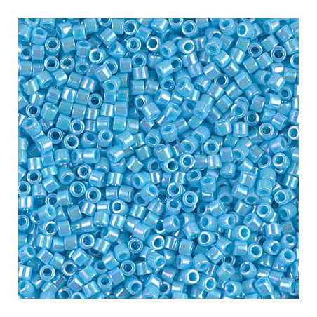 DBM-0164 Delicas 10/0 Opaque Light Blue AB (x5gr)