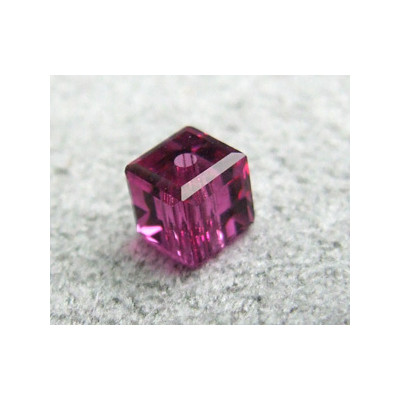 Perle cube en cristal Swarovski 5601 4mm Fuchsia (x1)
