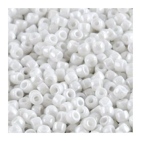 Perles Rocailles Matubo® 8/0 Opaque White Ceramic Look 03000/14400 (x10gr)