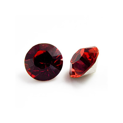 Cabochon rond SS39 8mm Indian Red (X1) Cabochon rond SS39 8mm Indian Red (X1)