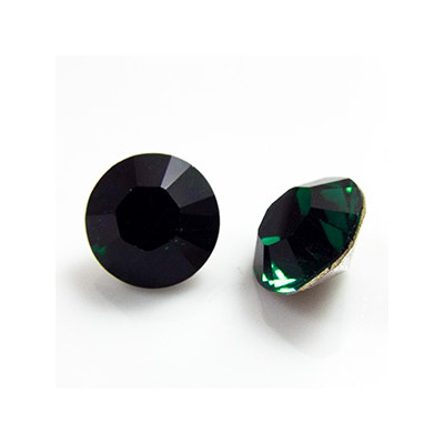 Cabochon rond SS39 8mm Emerald (x1) Cabochon rond SS39 8mm Emerald (x1)