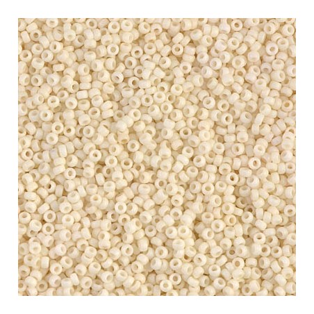R15-2021 Rocailles 15/0 Opaque Cream Mat (DB352) (x5gr)