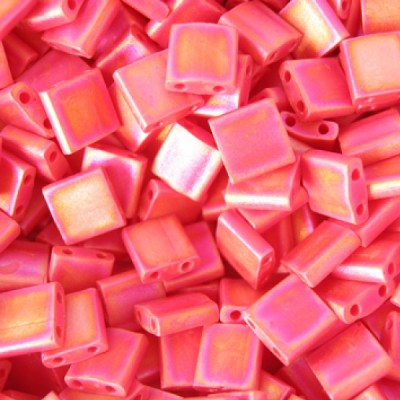 TL-0408FR Tilas Bead 5mm Opaque Red AB Mat (DB874) (x5gr) TL-0408FR Tilas Bead 5mm Opaque Red AB Mat (DB874) (x5gr)