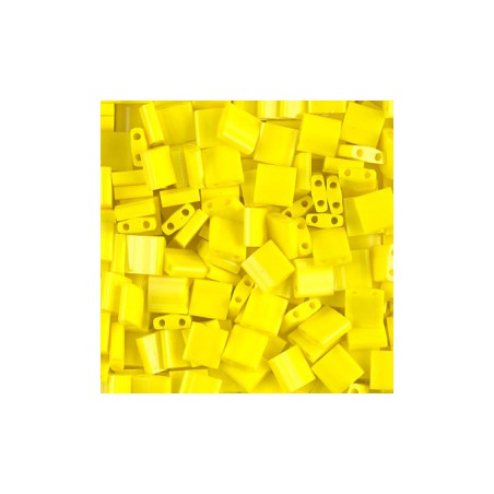 TL-0404 Tilas Bead 5mm Opaque Yellow (DB1172) (x5gr)