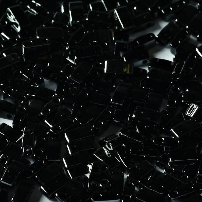 TLH5096 Tila 1/2 Black Vacum Hematite Full (x5gr)