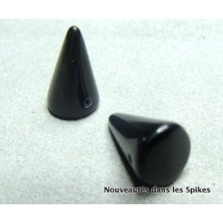 Spikes en verre de Bohême 18x12mm Black (x2) 