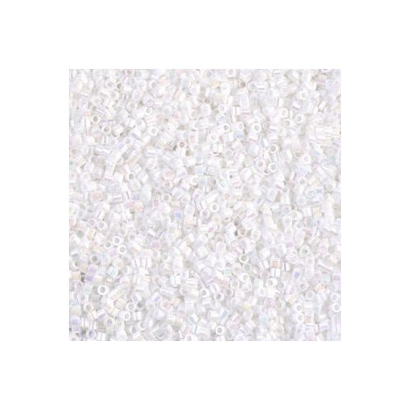 DBS-0202 Délicas 15/0 White Pearl AB (=R471) (x 5gr)