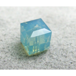 Perle cube en cristal Swarovski 5601 6mm Pacific Opal (x1)