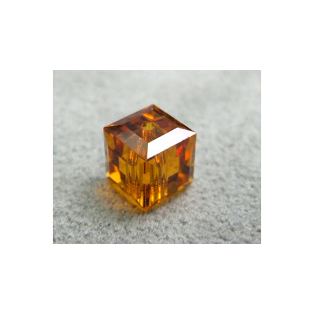 Perle cube en cristal Swarovski 5601 6mm Topaz (x1)