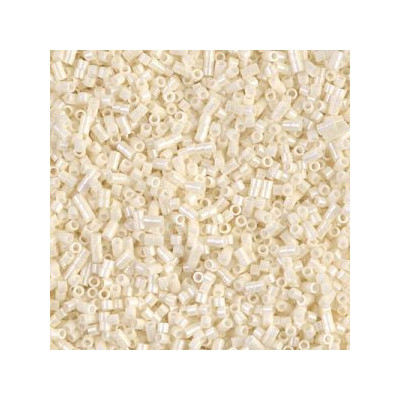 DBS-0203 Délicas 15/0 Ceylon Light (=R421) (X5gr) DBS-0203 Délicas 15/0 Ceylon Light (=R421) (X5gr)
