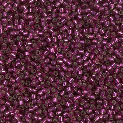 DB1342 Delicas 11/0 Fuchsia Centre Argent (x5gr)