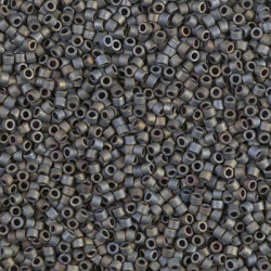 DB0307 Delicas 11/0 Mat Met Silver Gray (=R2002) (x 5gr)