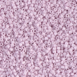 Miyuki Délicas 15/0 DBS1494 Opaque Pale Rose, sachet de 5gr, environ 1700 perles, Couleur Opaque, teintée dans la masse.