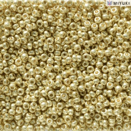 Rocailles 11/0 Duracoat Galvanized Yellow 5102 sachet de 10gr par Miyuki.Environ 1100 perles.Couleur Jaune.