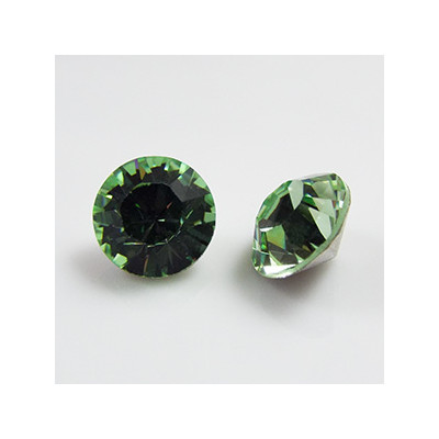 Cabochon rond SS39 8mm Chrysolite (x1) Cabochon rond SS39 8mm Chrysolite (x1)