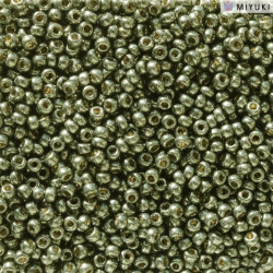 Rocailles 11/0 Duracoat Galvanized Dark Steel Green 5112 sachet de 10gr par Miyuki.Environ 1100 perles.Couleur Gris vert.