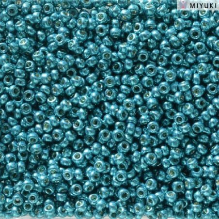 Rocailles 11/0 Duracoat Galvanized Capri Blue 5113 sachet de 10gr par Miyuki.Environ 1100 perles.Couleur Capri Blue.