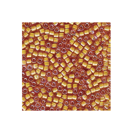 DB1778 Delicas 11/0 White lined Topaz AB (x boite de 5gr)