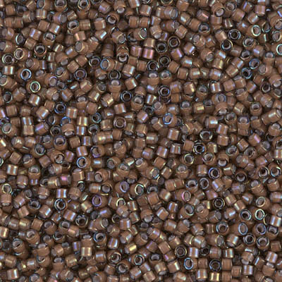 DB1790 Delicas 11/0 White lined Sable Brown (x5gr) DB1790 Delicas 11/0 White lined Sable Brown (x5gr)