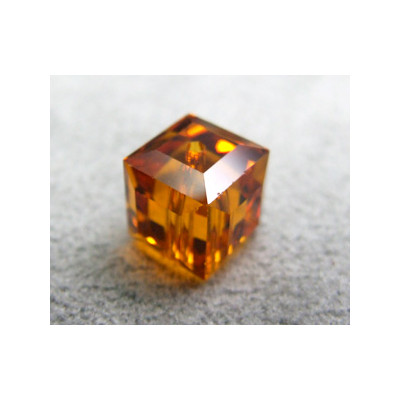 Perle cube en cristal Swarovski 5601 8mm Topaz (x1)